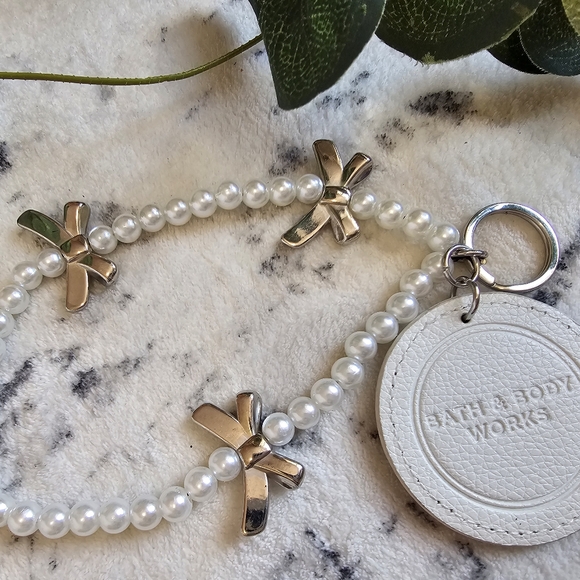 Bath & Body Works 2 Pc Bundle - Picture 11 of 12